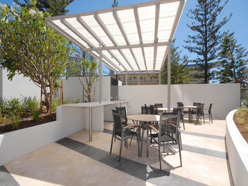 34/173 Old Burleigh Road, Broadbeach QLD 4218